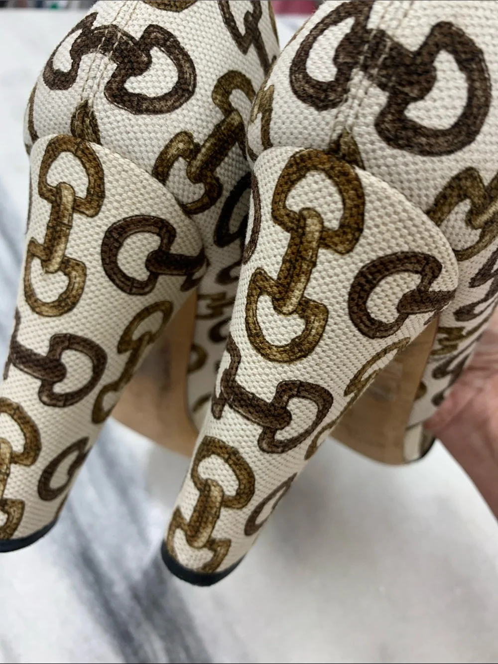 Gucci Chocolate BrownLeather Open-Toe Heels with White Brown Monogram Canvas 9 - Picture 7 of 8
